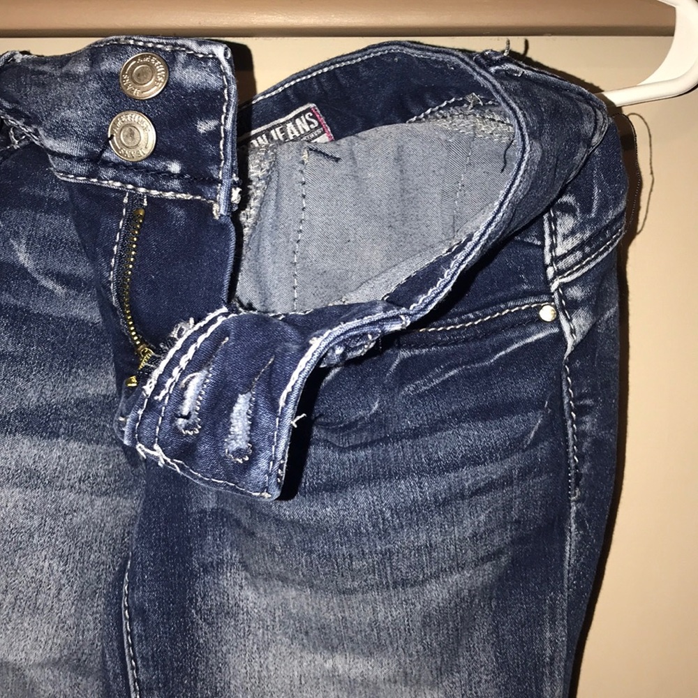 Capris - Picture 2 of 2